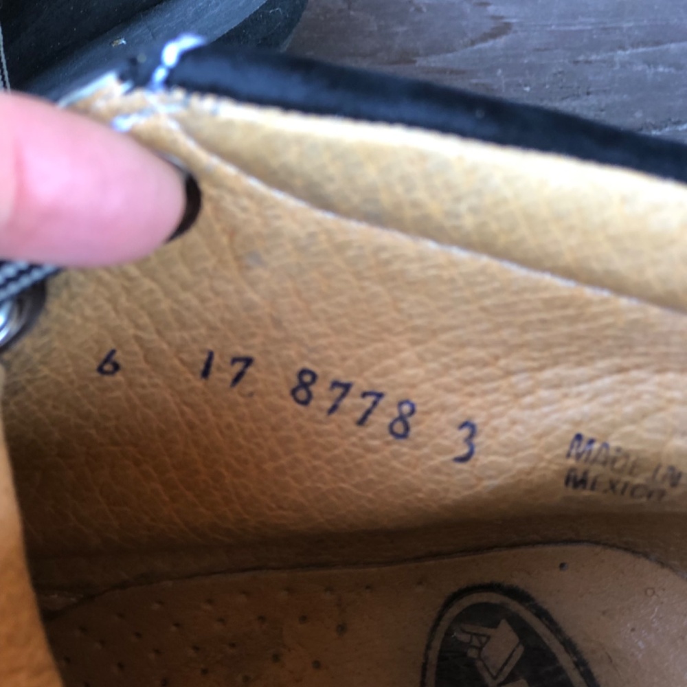 John Fluevog Black Angel Boots M6/W8 - Picture 3 of 6